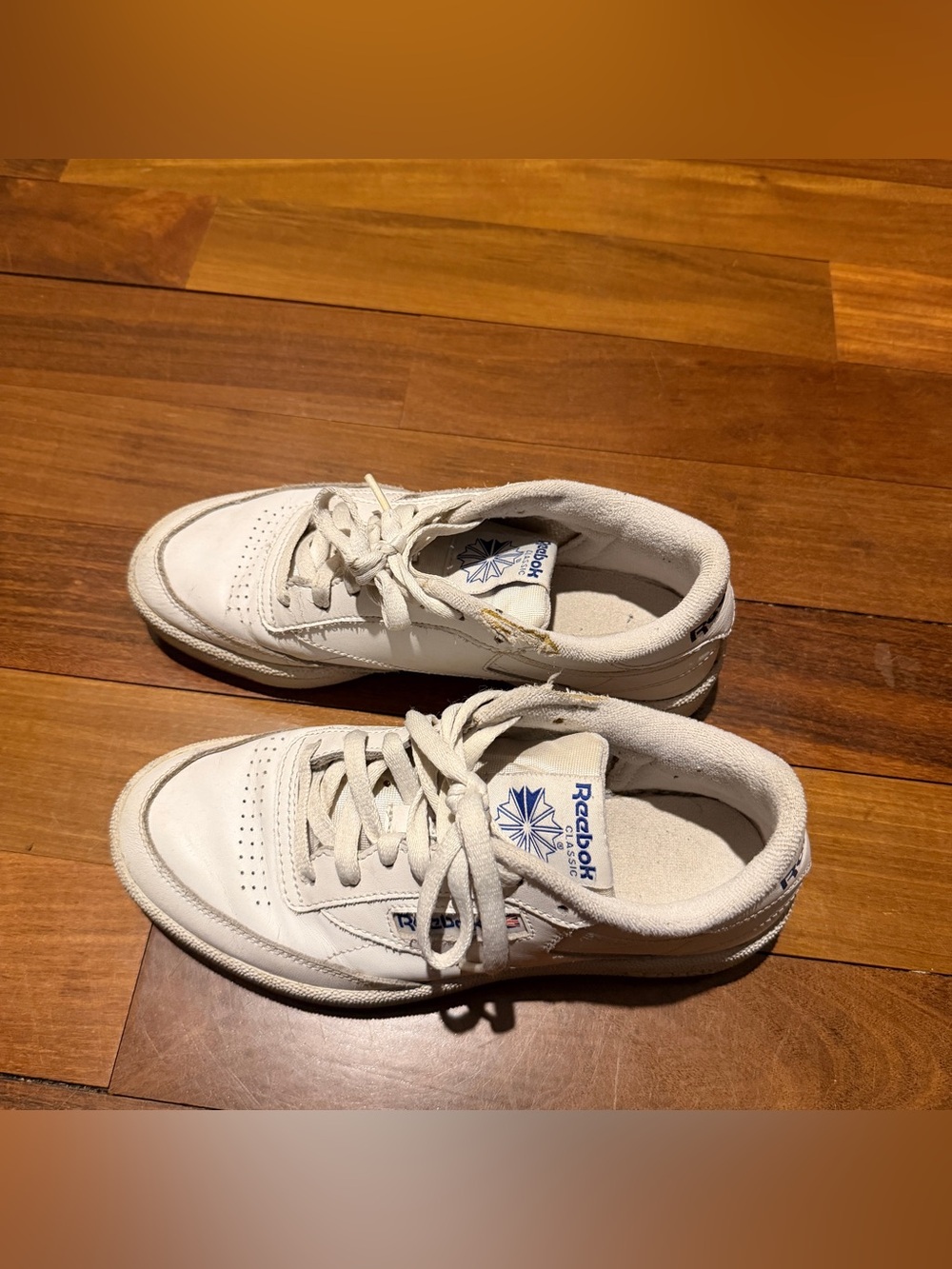white reebok club Cs | size men's US 6.5